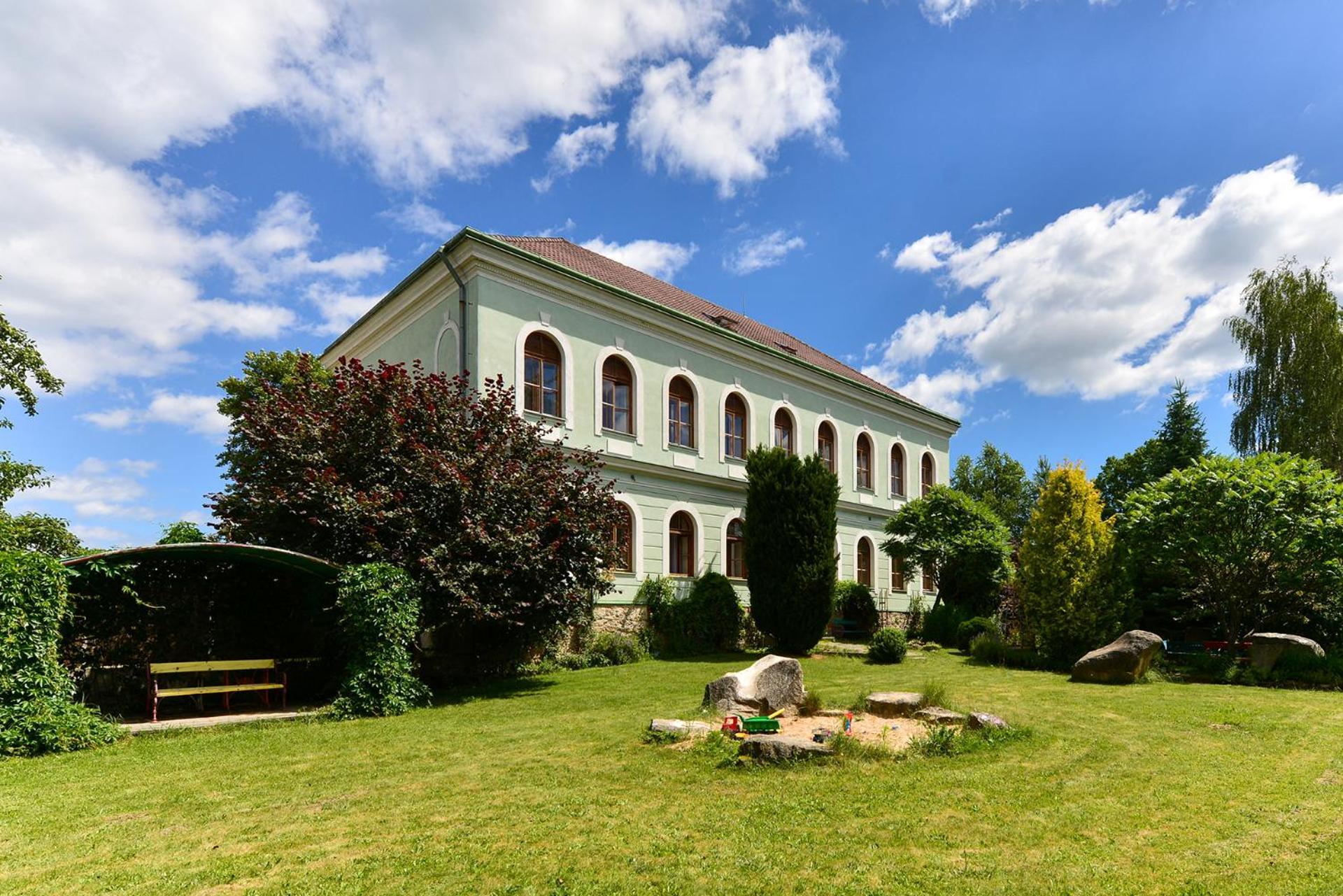 Penzion Medvedi Paseka Nová Bystřice エクステリア 写真