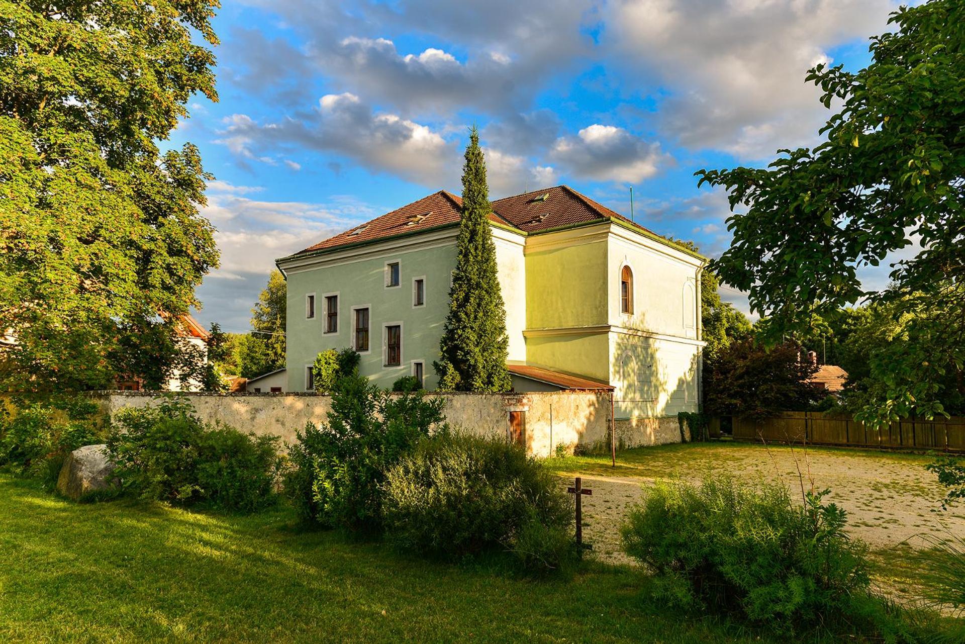 Penzion Medvedi Paseka Nová Bystřice エクステリア 写真