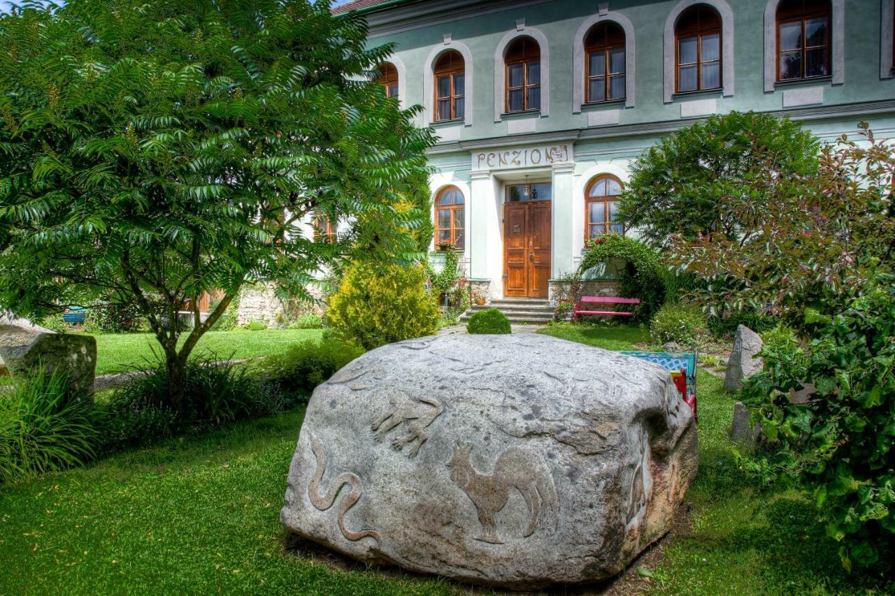 Penzion Medvedi Paseka Nová Bystřice エクステリア 写真