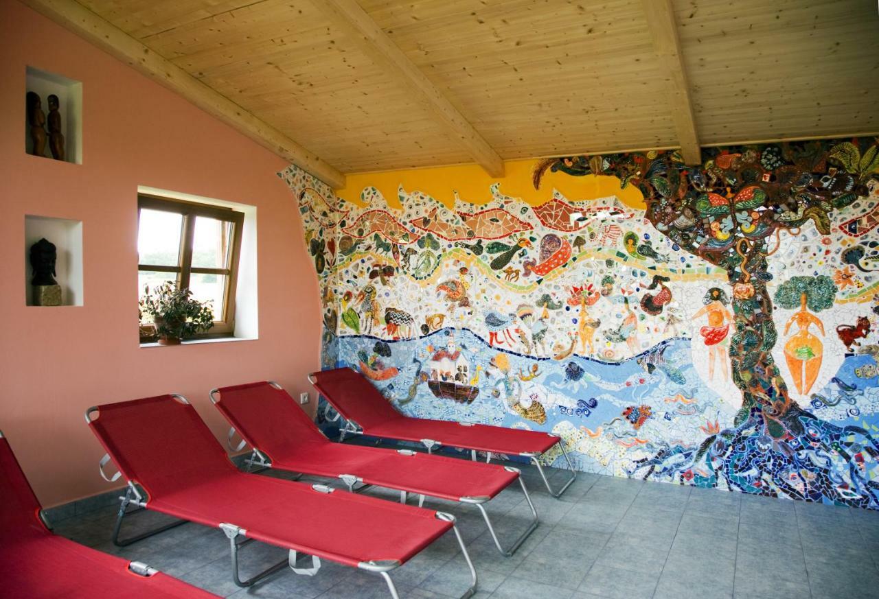 Penzion Medvedi Paseka Nová Bystřice エクステリア 写真
